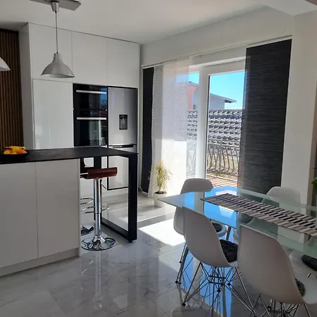 New Comfortable App Dora