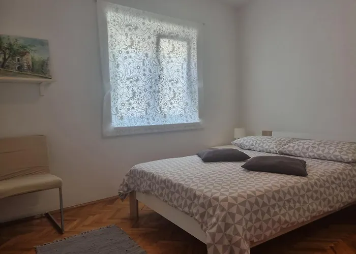 New Comfortable App Dora