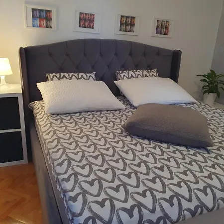 New Comfortable App Dora Appartement