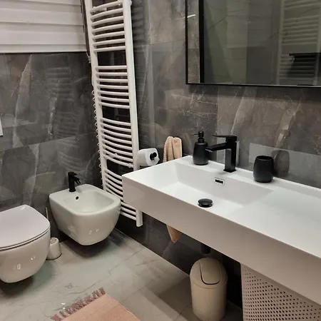 Appartement New Comfortable App Dora *