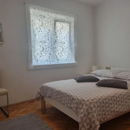 New Comfortable App Dora