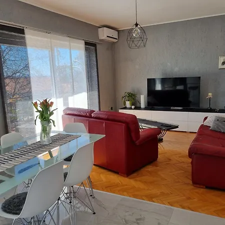 New Comfortable App Dora Appartement